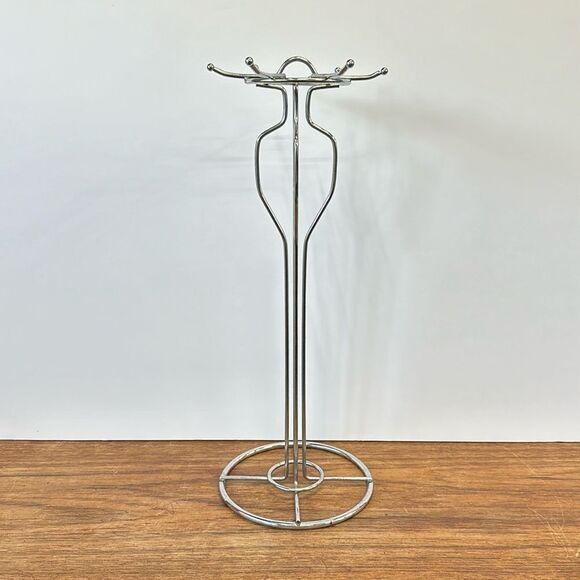Jewelry - Metal jewelry stand